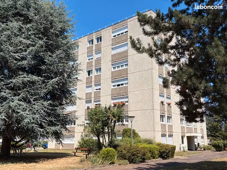 appartement 4 pièces 80 m²