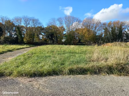 terrain 786 m² saint judoce