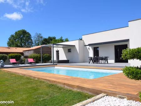 maison moderne 4 chambres avec piscine  jacuzzi et double garage