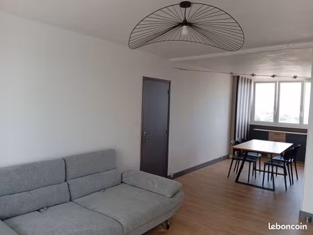 t4 rénové de 74m² – 3 chambres – proche centre-ville