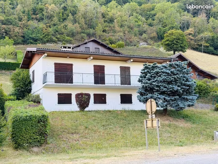maison individuelle 93 m2 proche lac annecy