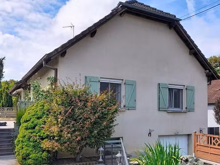 propriété 6 pièces 107 m²