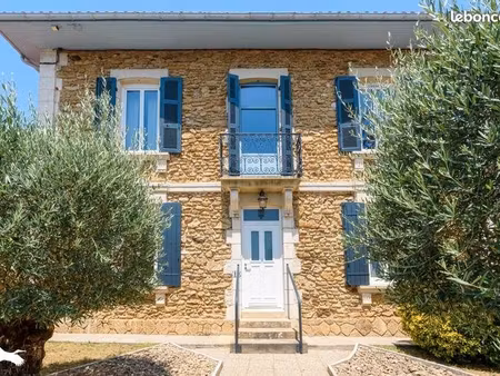 maison de ville 6 pièces 196 m²