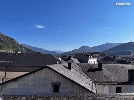 rare duplex 100 m2 terrasse sud vue pyrénées