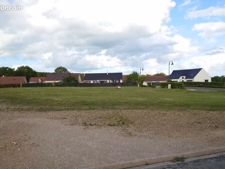 terrain à bâtir de 759 m² à briconville (28)