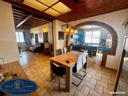 maison 5 pièces 105 m²