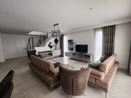 maison 7 pièces de 2020 - sans vis-a-vis ___ sans agence ___