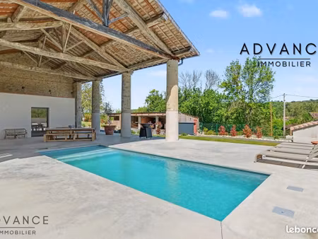 propriété 7 pièces 250 m²