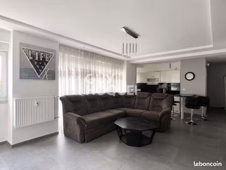 appartement 4 pièces 80 m²