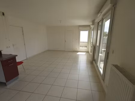t4   rouen  3 chambres   4 ème   dernier étage  avec terrasses  tbe