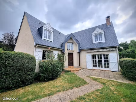 maison 4 pièces 136 m²