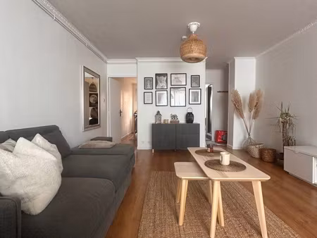 t2 meublé 43m²