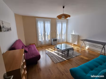 studio f1 meublé
