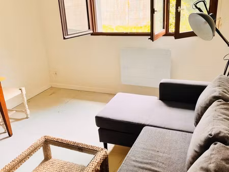 appartement proche université et commerce