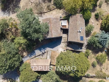 mas 10 pièces 220 m²