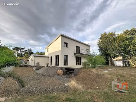 propriété 7 pièces 175 m²