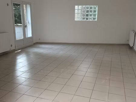 tourcoing centre t4 de 95m2 libre de suite