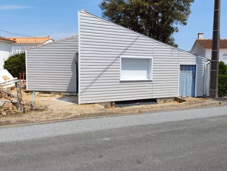 maison entièrement rénovée 600m corniche les 5 pineaux