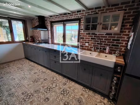 maison 7 pièces 147 m²