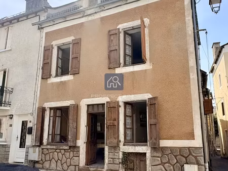 maison de village 4 pièces 80 m²