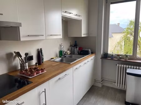 appartement avec possibilité de faire une petite colocation de 2 personnes mais en supprim