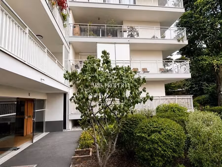 appartement 4 pièces 94 m²