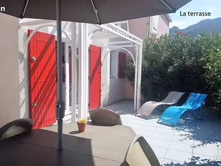 vends joli maisonnette dans résidence