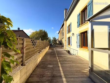 immeuble 8 pièces 254 m²