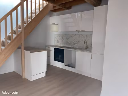 à vendre – magnifique t3 duplex de 85 m² avec extérieur dans une copropriété entièrement r