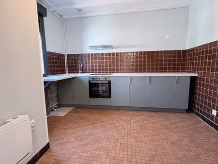 loue jolie maison mitoyenne proche toutes commodités