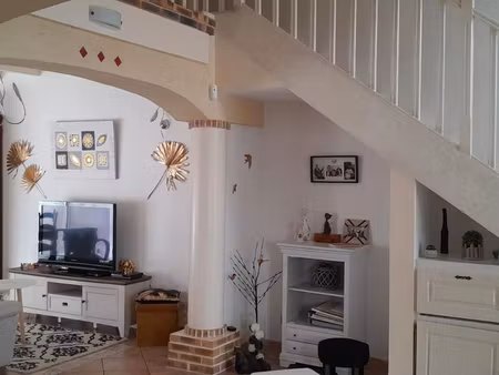maison dans quartier recherché