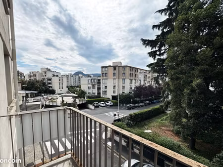 appartement 2 pièces 57 m²