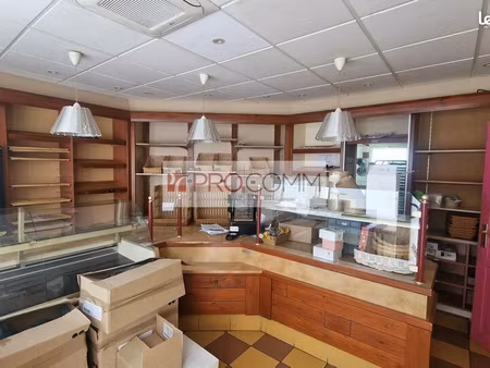 boulangerie/pâtisserie 80 m²