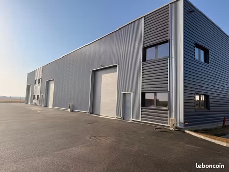 local d'activite 600 m² beauvais