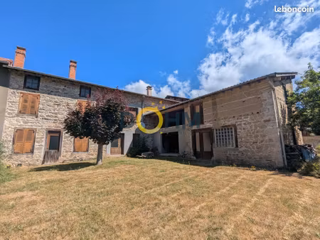 maison 8 pièces 142 m²