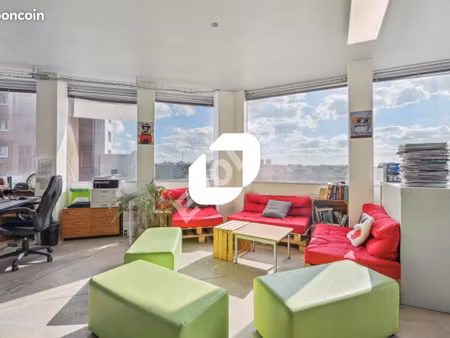 bureau 223 m²