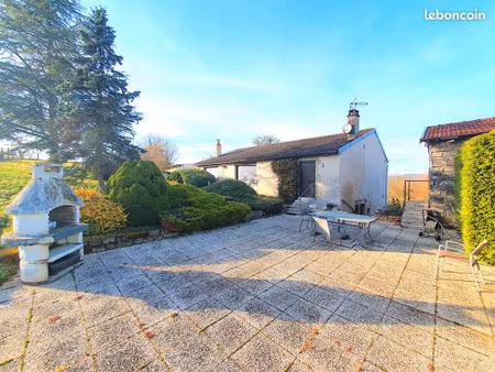 maison de village 3 pièces 160 m²