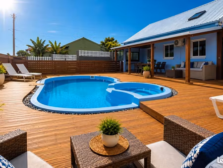villa 6 chambres avec piscine et jacuzzi - petite-île
