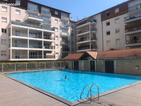 idéal frontaliers. à moins d’une minute de la gare ceva t3 60m². 5ème étage. piscine et pa