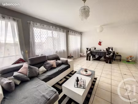 appartement 4 pièces 68 m²