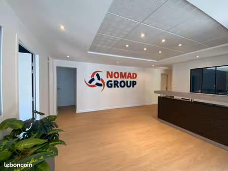 bureau individuel privatif spacieux en centre-ville laval