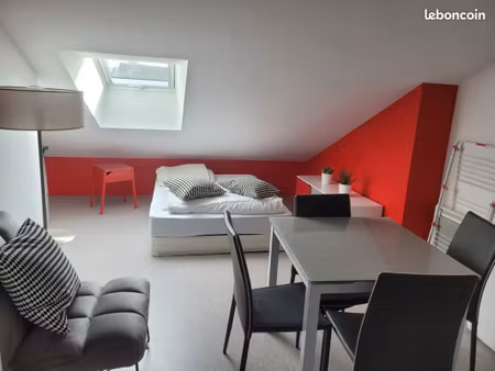 studio meublé - hypercentre lons