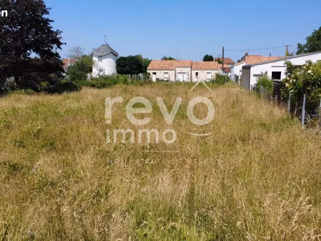 terrain 787 m² champtoceaux