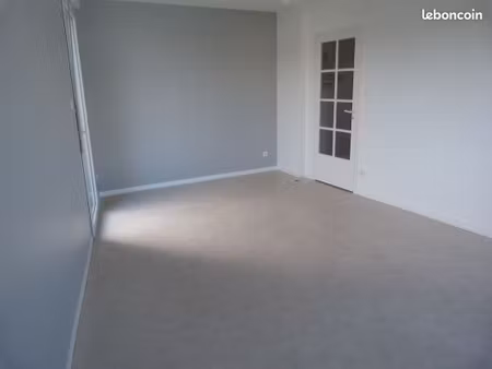 studio - 31 m2 - 3ème étage pont boileau