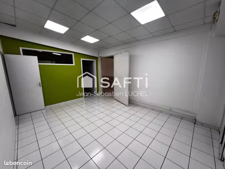 bureaux 106 m² ducos
