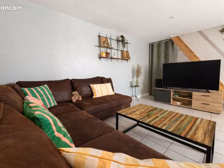 maison de ville 6 pièces 82 m²