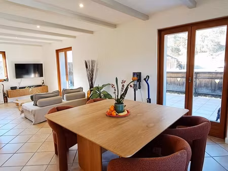 t4 appartement neuf 87m² dans maison au calme 2 places de parking