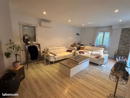maison plein pied avec piscine 120m2