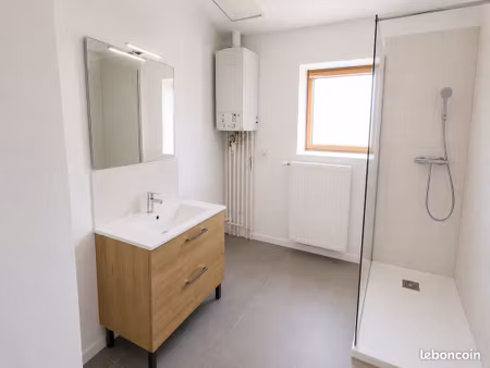 t2 54m² 500m gare de roubaix - douche