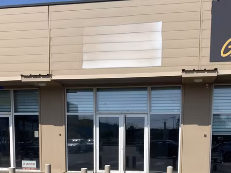 a louer local professionnel avec vitrine